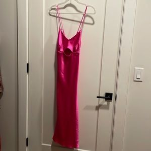 NWT House of Harlow dress in size Medium